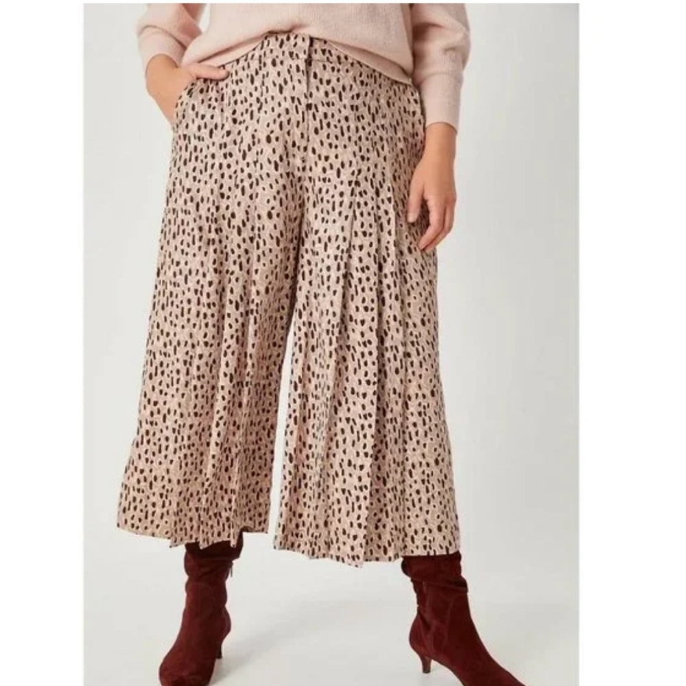 Anthropologie Isobel Leopard Wide Leg Crop Pants NWOT